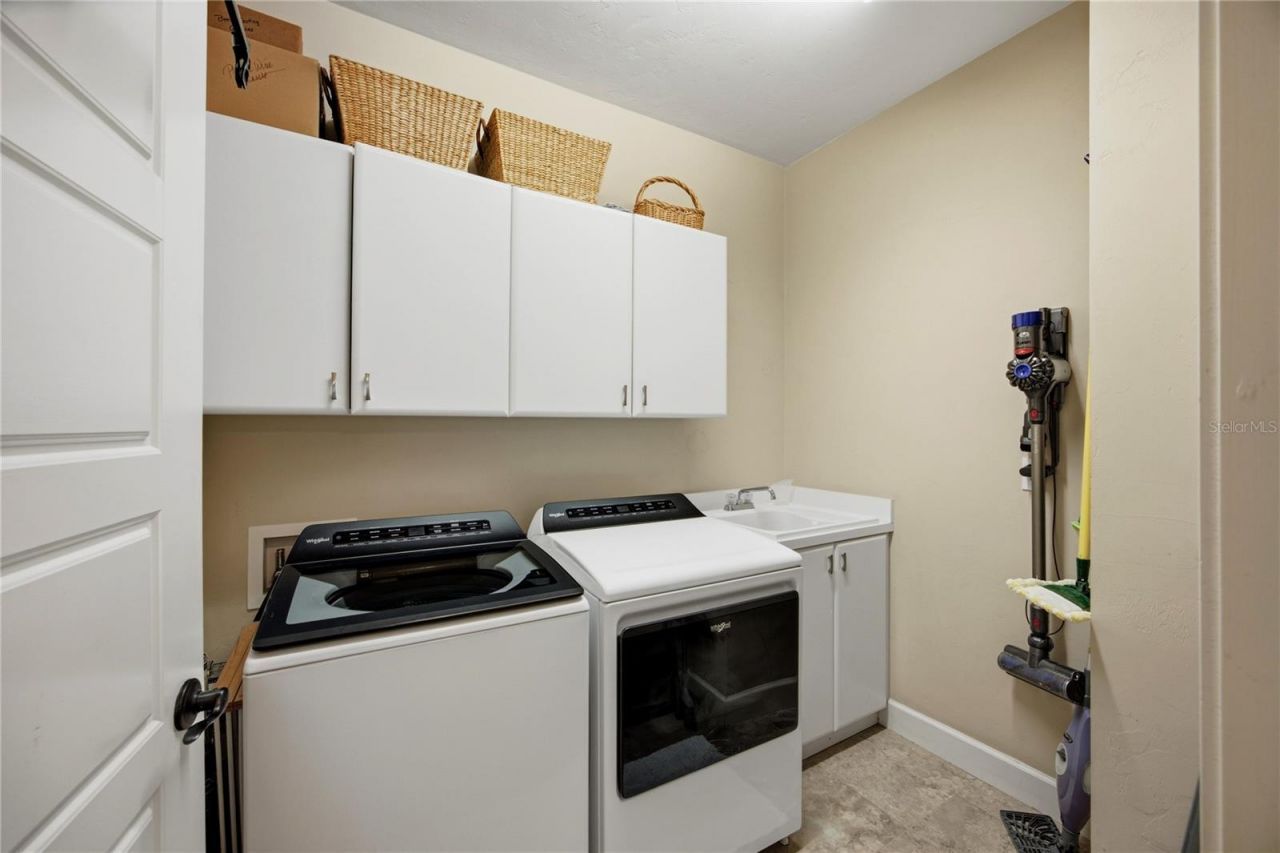 10570 NW 25th Lane, Gainesville, FL 32606 Photo