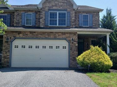 111 SCULLY PLACE, LEWISBERRY, PA 17339
