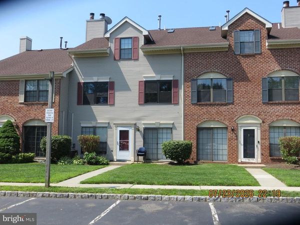 99 ONEILL COURT , LAWRENCEVILLE, NJ 08648