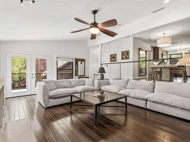 6124 Summer Creek Circle, Dallas, TX 75231