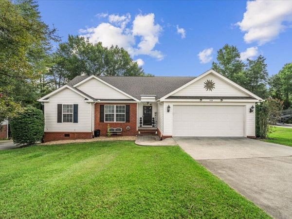 318 Eaglebend Drive , Cohutta, GA 30710