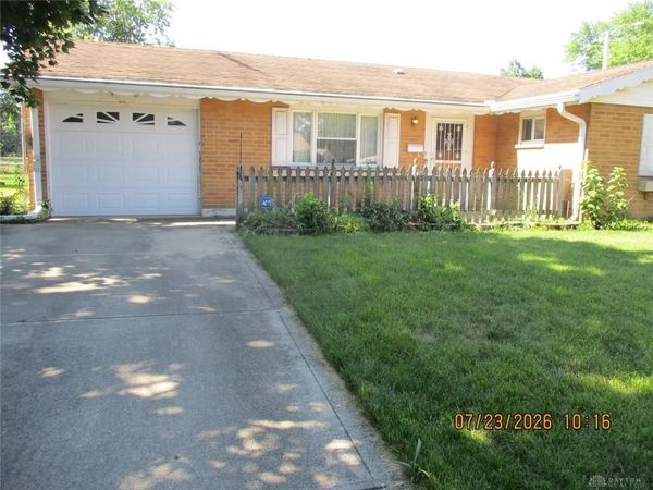 1022 Mayfield Drive, Troy, OH 45373
