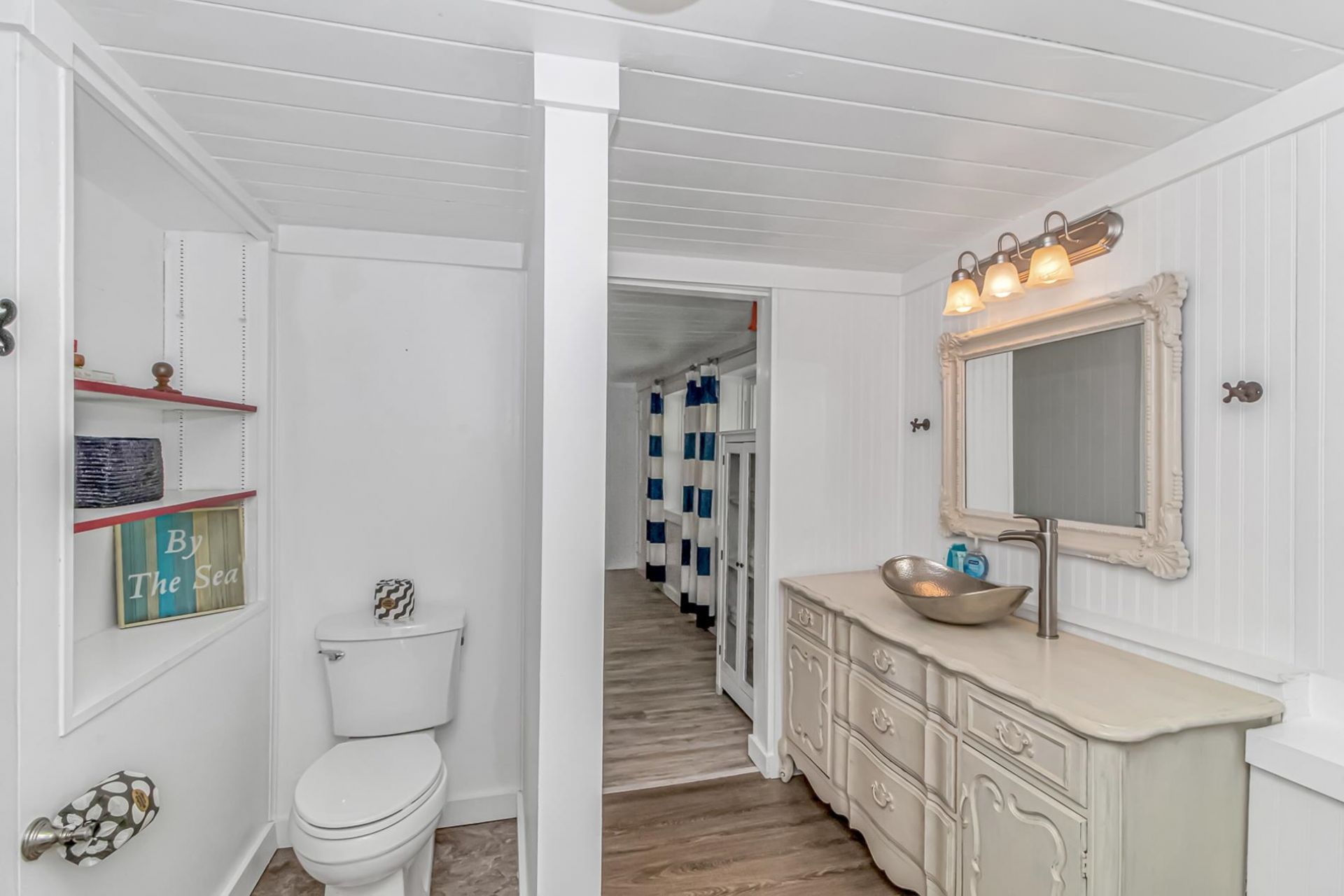 1525 Havens Dr.  Photo 12