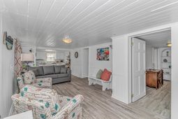 1525 Havens Dr.  photo 4