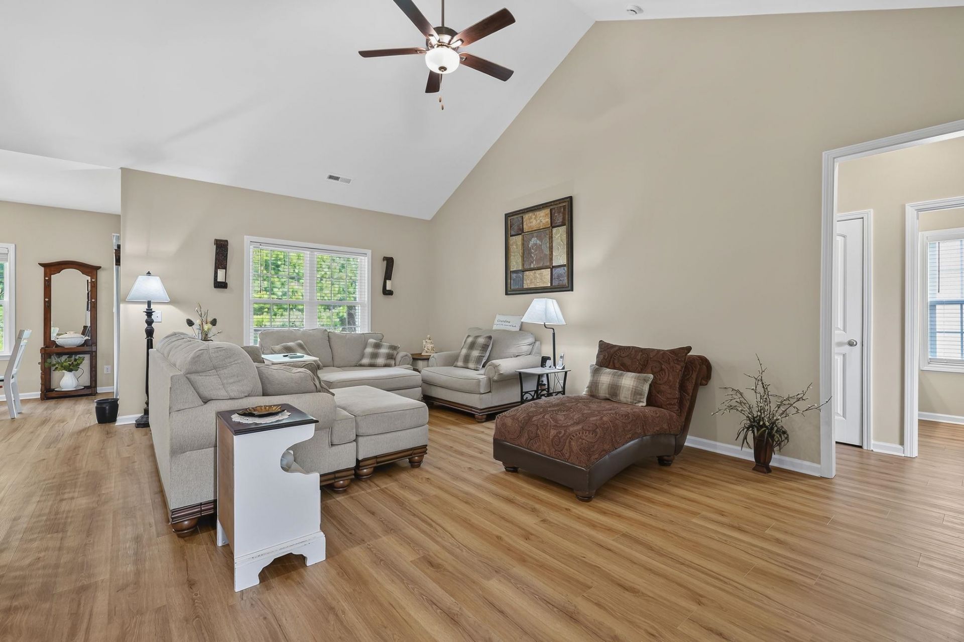 3405 Little Bay Dr.  Photo 4