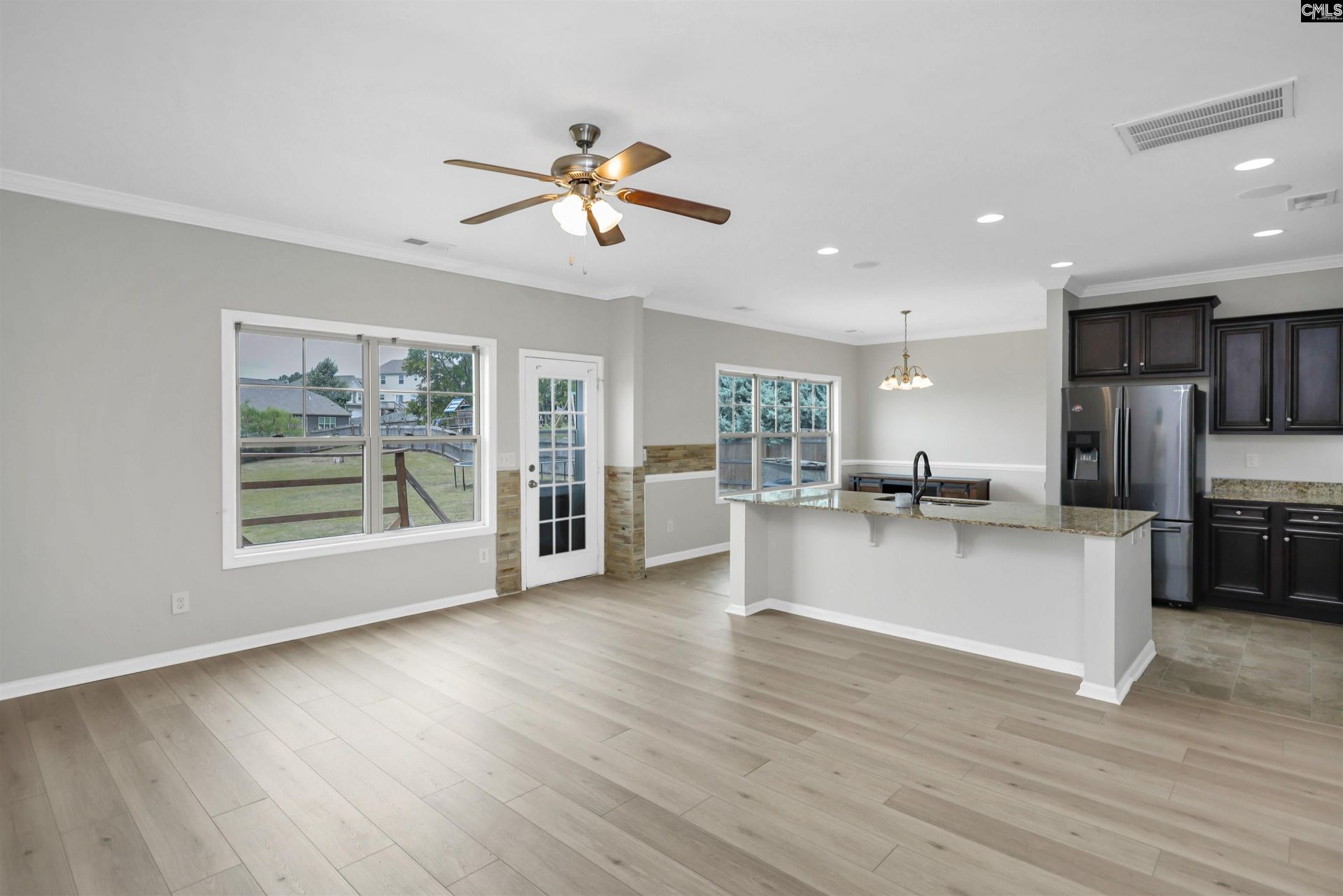 335 Riglaw Circle Photo 14