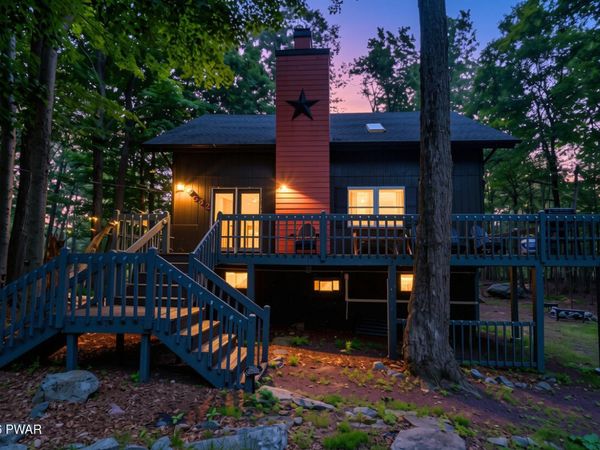 9688 Stony Hollow Drive , Tobyhanna, PA 18466