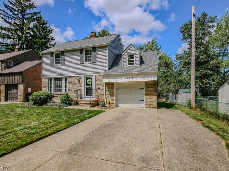 1364 Clearview Road , Lyndhurst, OH 44124 Photo 3
