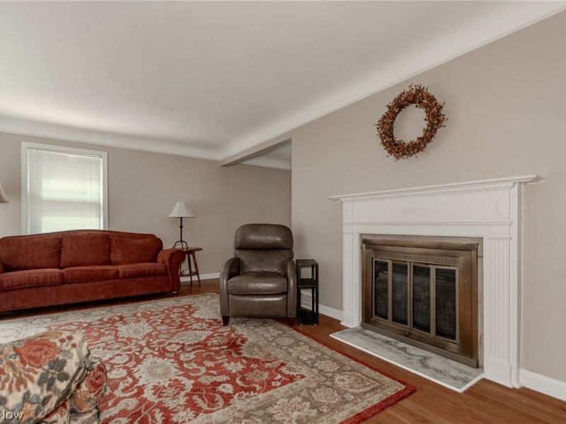 1364 Clearview Road , Lyndhurst, OH 44124 Photo 6