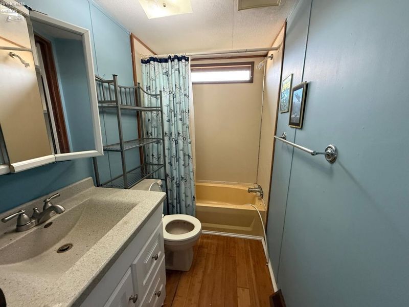 49 S Bass Dr, Marblehead, OH 43440 Photo 12