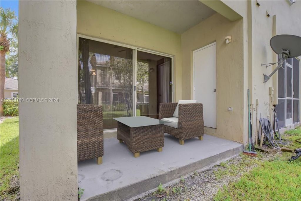 340 SW 121st Ter , Unit 340, Pembroke Pines, FL 33025 Photo