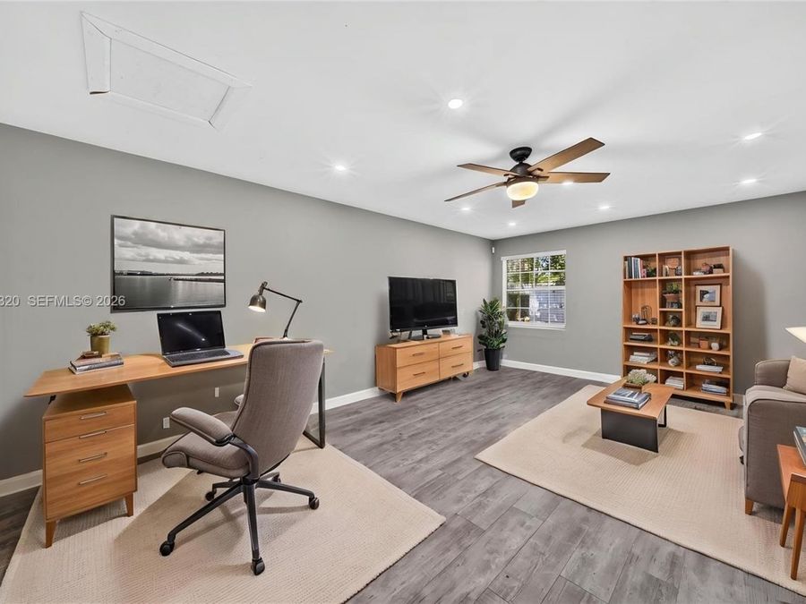 Property Image 36
