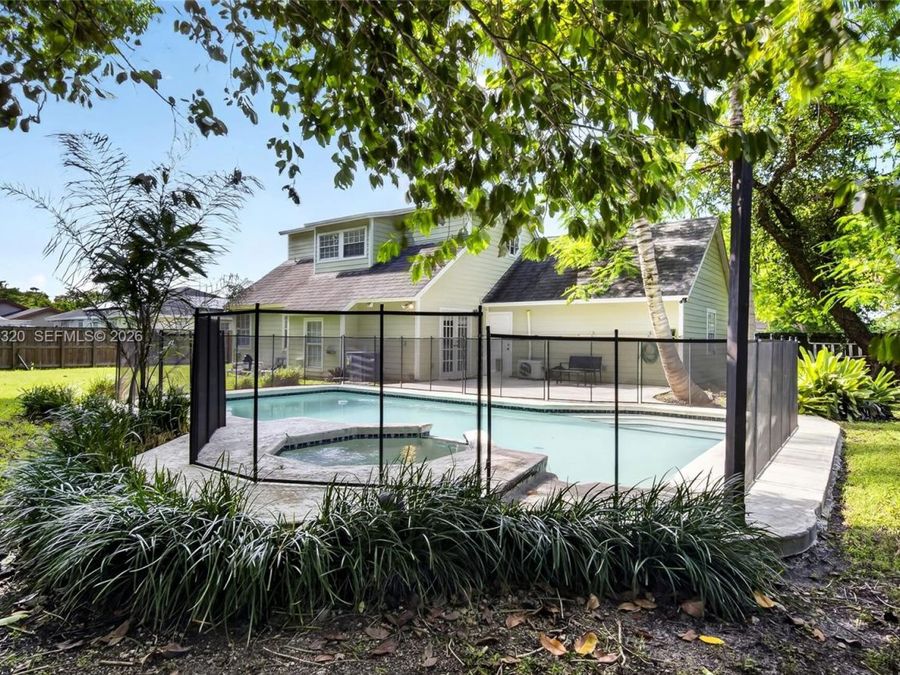 Property Image 40