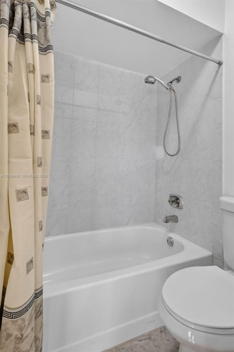 1130 NE 210th Ter, Miami, FL 33179 Photo