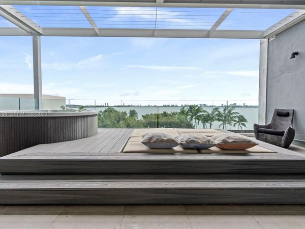 650 NE 32nd St , Unit BH2, Miami, FL 33137
