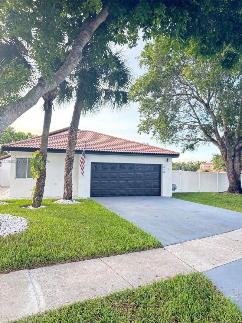 1970 NW 178th Ter, Unit 1, Pembroke Pines, FL 33029 Photo