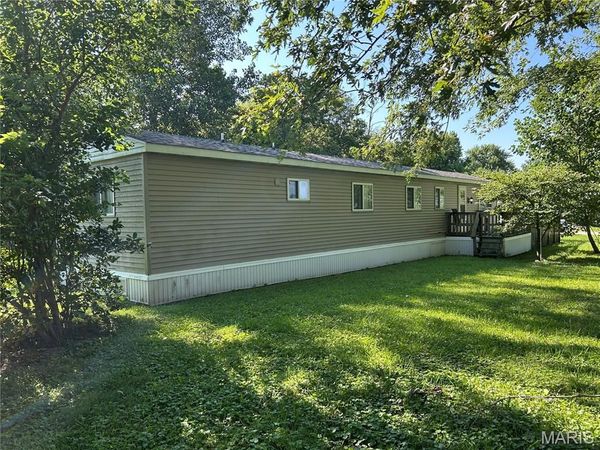 455 E 2590 Avenue , Ramsey, IL 62080