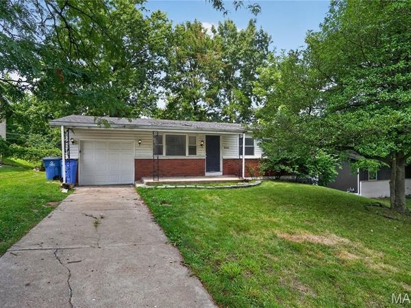 8441 Brotherton Lane , St Louis, MO 63135