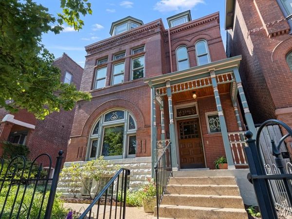 2346 Albion Place, St Louis, MO 63104