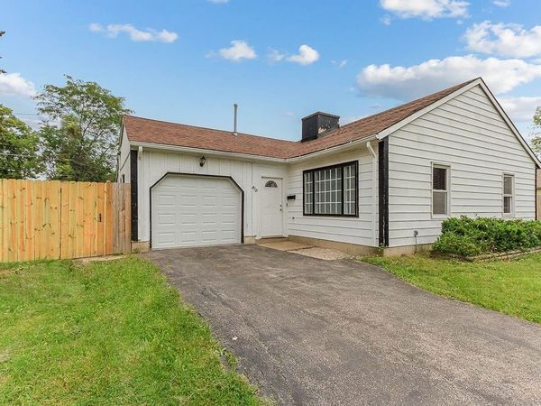 512 Cherry Circle, Glenview, IL 60025