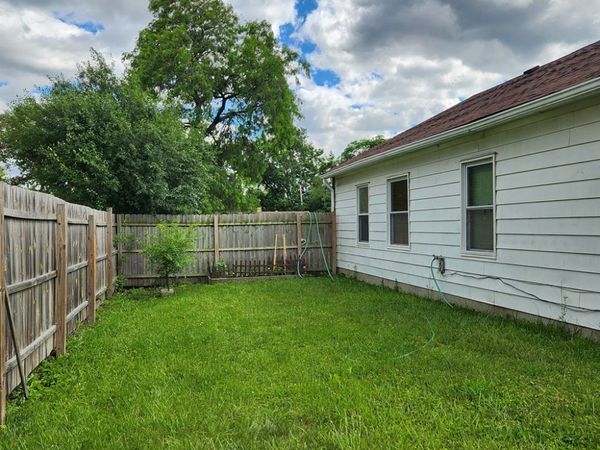 512 Cherry Circle , Glenview, IL 60025