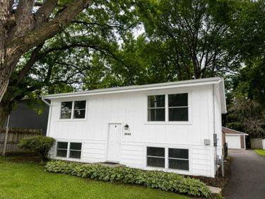 5945 Sunset Road, Mound, MN 55364