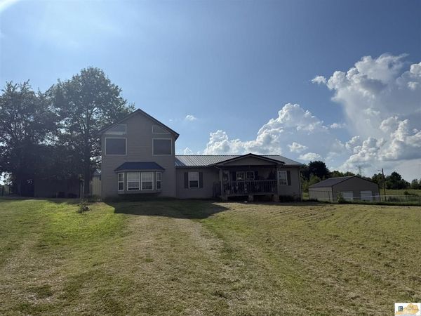 355 McCandless Coomer Road , Horse Cave, KY 42749