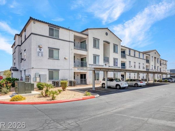 4437 Dover Straight Street, Unit 301, Las Vegas, NV 89115