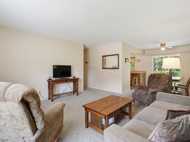 6326 Strathallan Drive, Bedford Heights, OH 44146 Photo 6