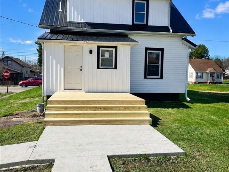 750 Pine Street, Zanesville, OH 43701 Photo 3