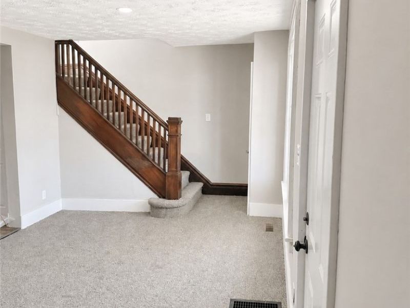 750 Pine Street, Zanesville, OH 43701 Photo 4