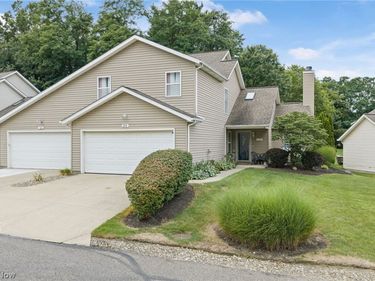 298 Westberry Circle, Tallmadge, OH 44278
