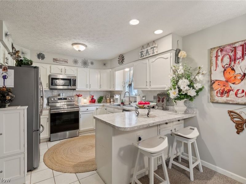 298 Westberry Circle, Tallmadge, OH 44278 Photo 8