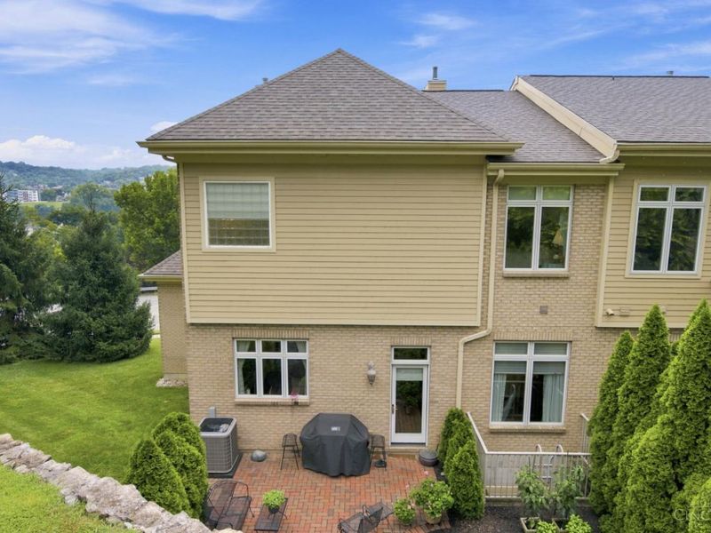 1498 Riverside Drive, Cincinnati, OH 45202 Photo 35