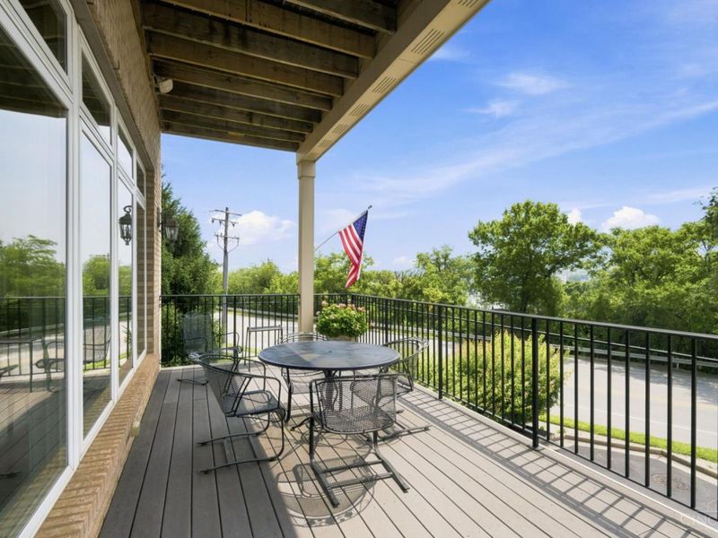 1498 Riverside Drive, Cincinnati, OH 45202 Photo 7