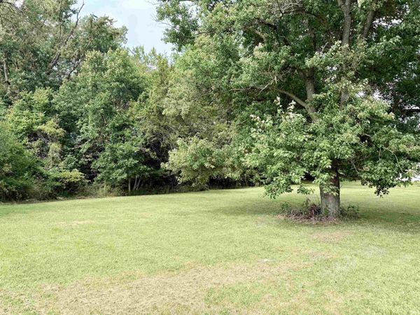 W Northshore 57 Drive, Albion, IN 46701