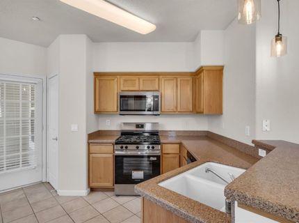 2882 Brighton Beach Way #44, Unit 44, Elk Grove, CA 95758 Photo