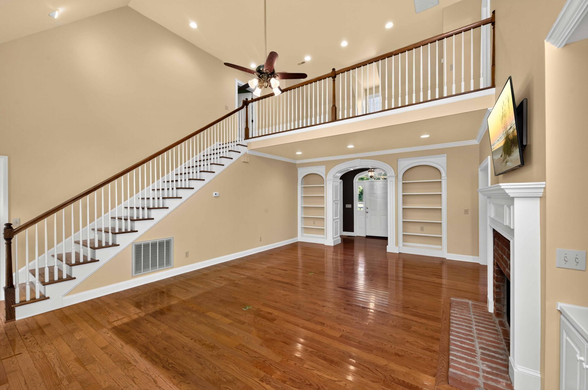 463 Campbell Road Photo 16