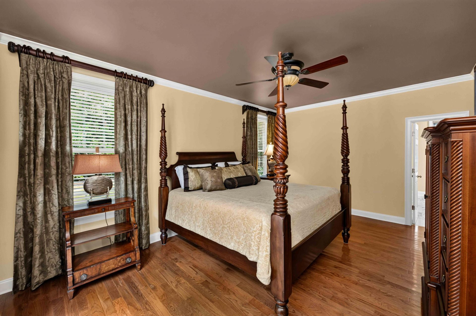 463 Campbell Road Photo 32