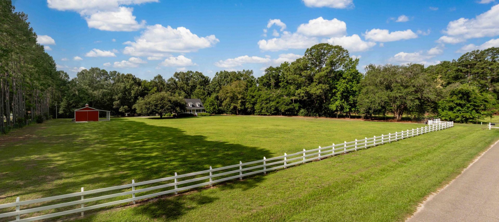 463 Campbell Road Photo 5