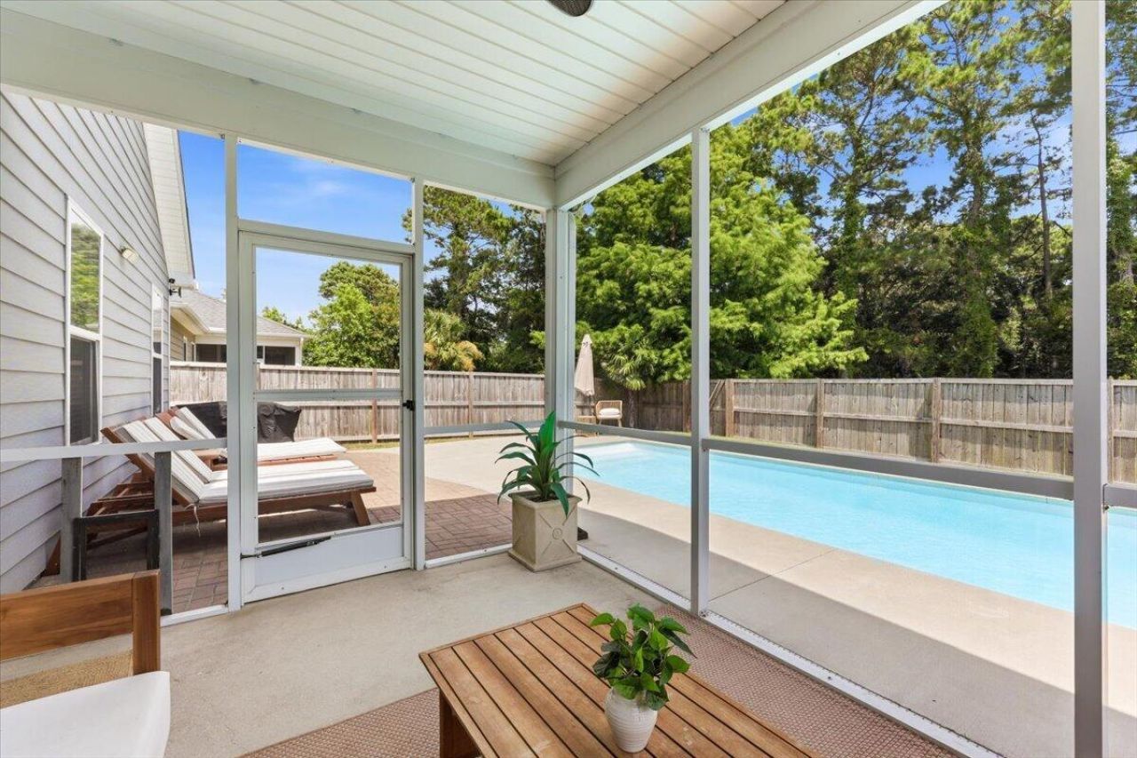 720 Goodlet Circle Photo 60