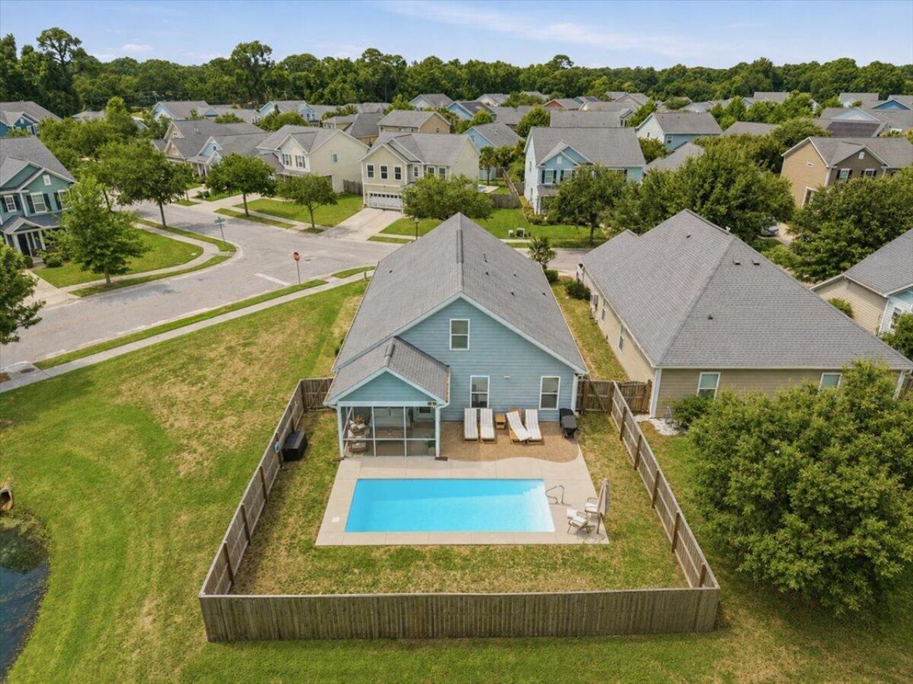 720 Goodlet Circle Photo 68
