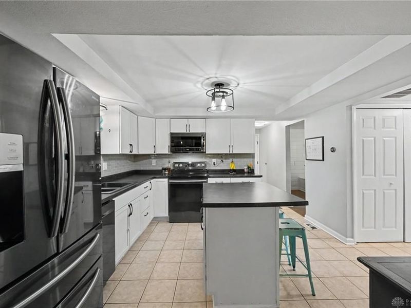 4900 Pennswood Drive, Huber Heights, OH 45424 Photo 8