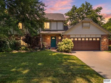 1001 Twin Ridge Road, Lincoln, NE 68510