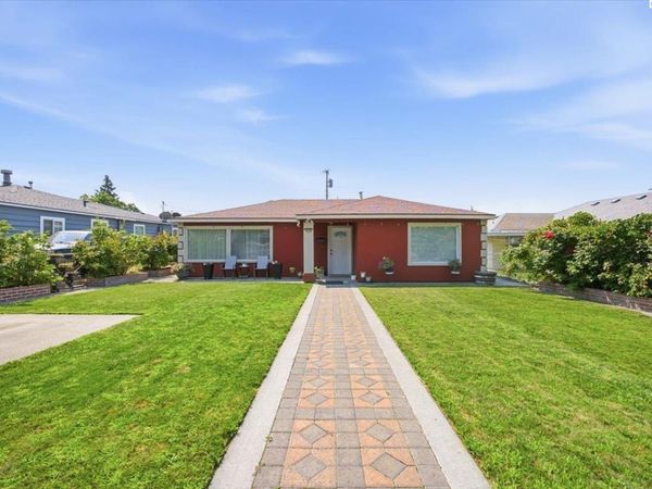 1628 W Bonneville St, Pasco, WA 99301