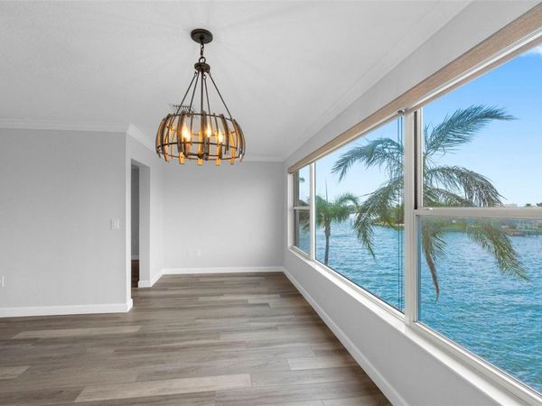 6075 SHORE BOULEVARD S, Unit 315, GULFPORT, FL 33707