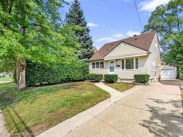 24160 Oxford Street, Dearborn, MI 48124