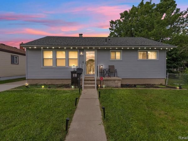 2140 Ford Boulevard , Lincoln Park, MI 48146