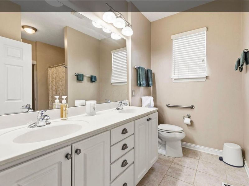 3810 Trellis Lane , Unit 120, Columbus, OH 43230 Photo 16