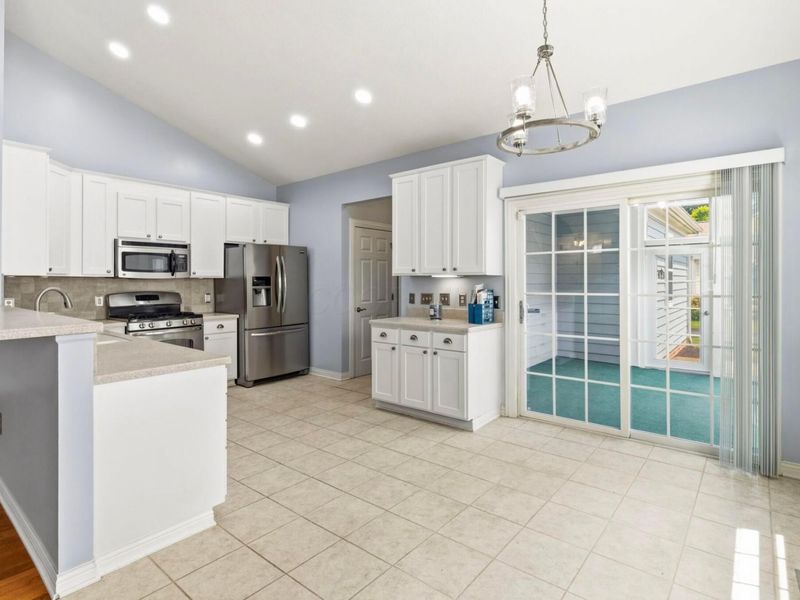 3810 Trellis Lane , Unit 120, Columbus, OH 43230 Photo 9